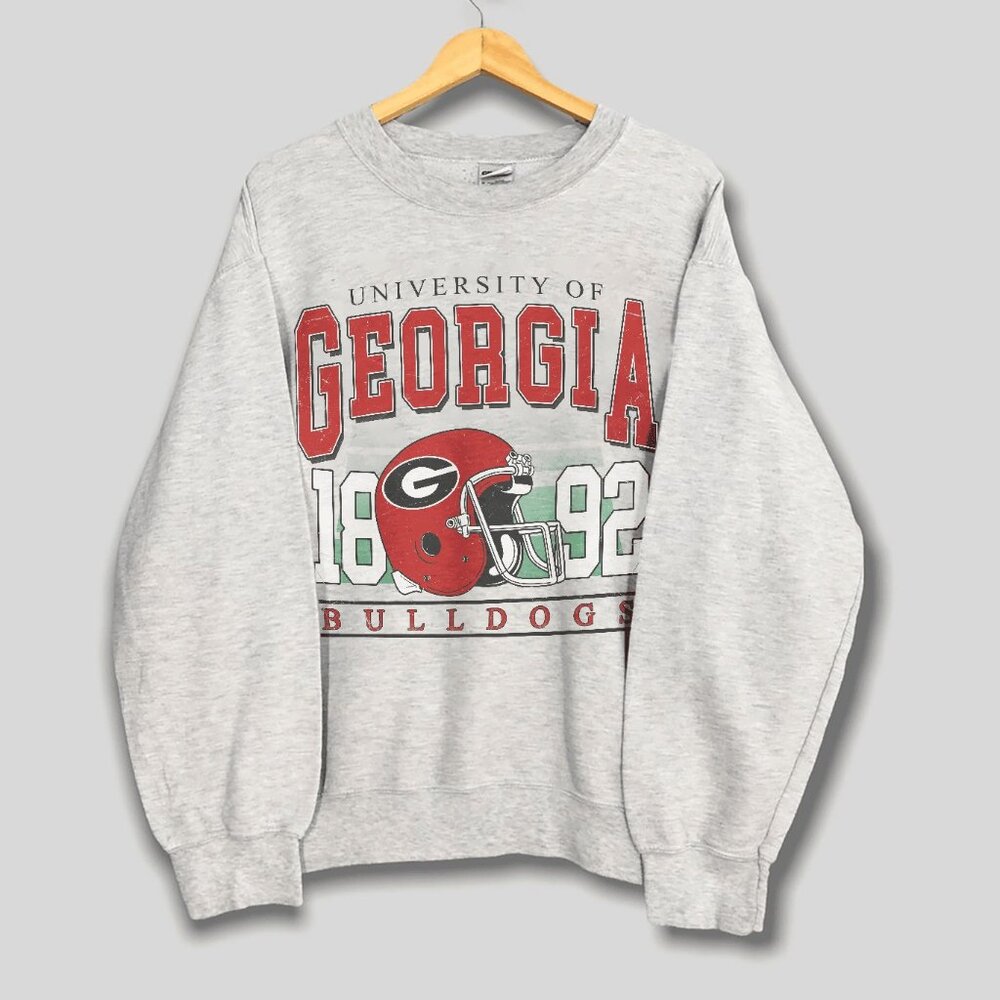 Vintage University of Georgia Bulldogs Football Sweatshirt NCAA Unisex Shirt Tee
